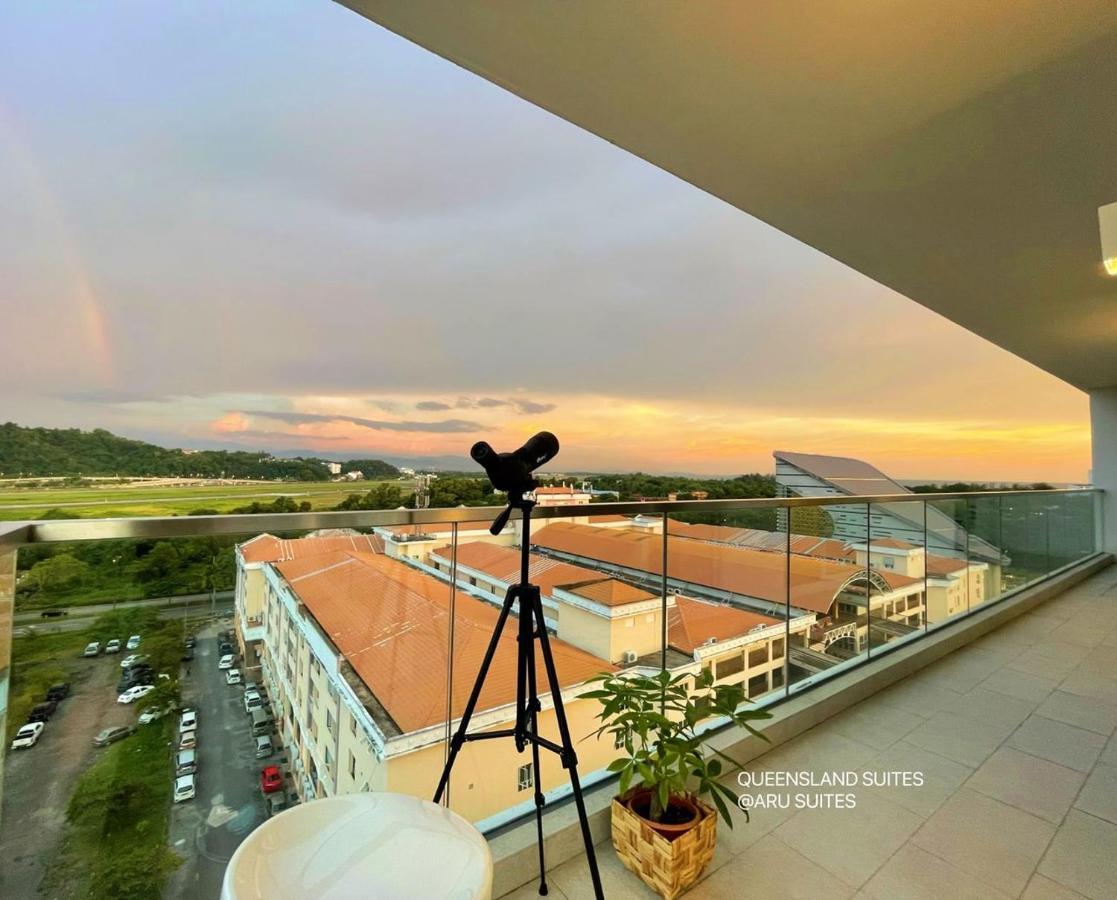 Queensland Suites At Aru Suites, Кота-Кинабалу Экстерьер фото