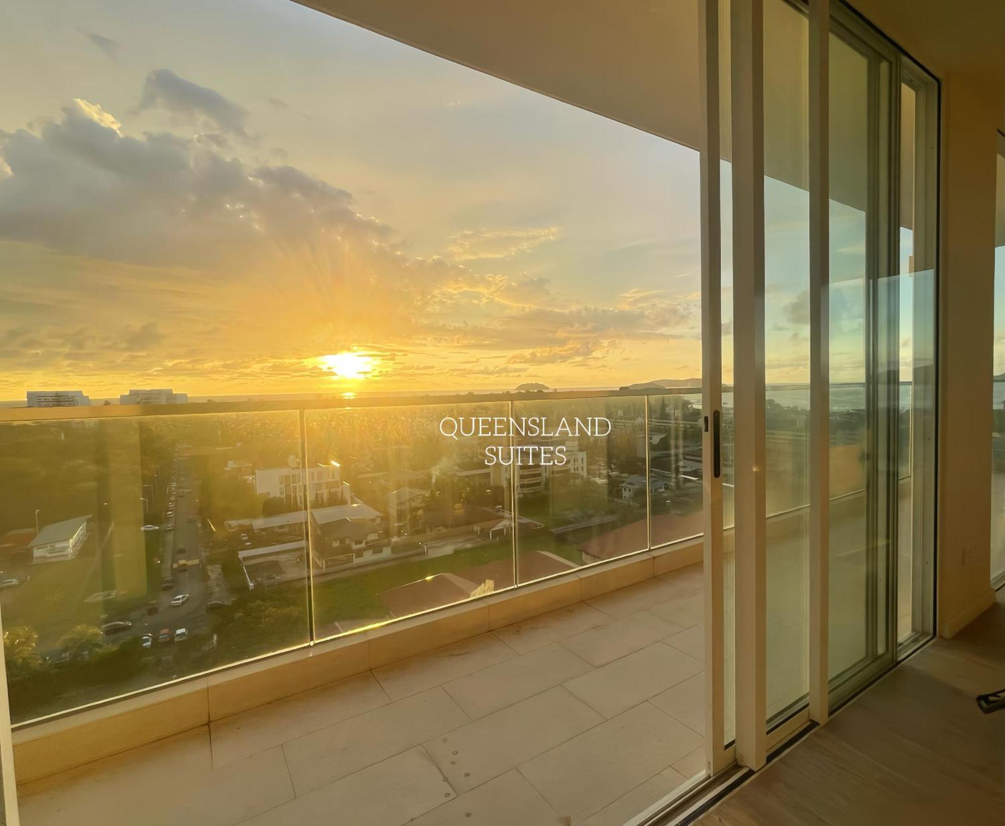 Queensland Suites At Aru Suites, Кота-Кинабалу Экстерьер фото